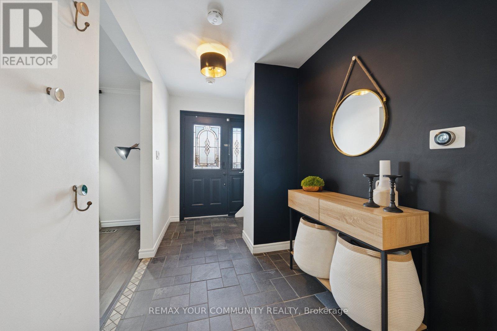 791 Botany Hill Crescent, Newmarket, Ontario  L3Y 3A7 - Photo 4 - N12713904