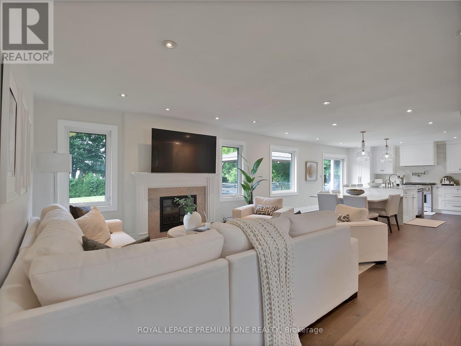 27 Cain Court, King, Ontario  L0G 1N0 - Photo 4 - N12713908