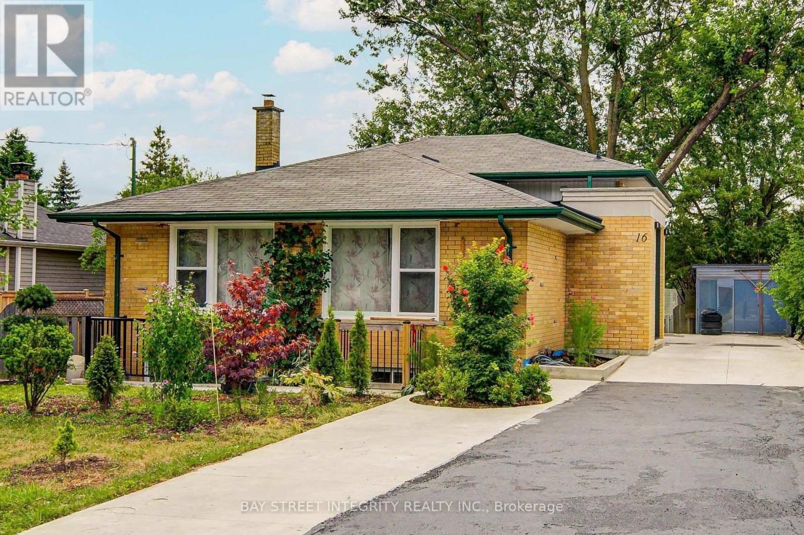 16 ARROWFLIGHT DRIVE, Markham, Ontario