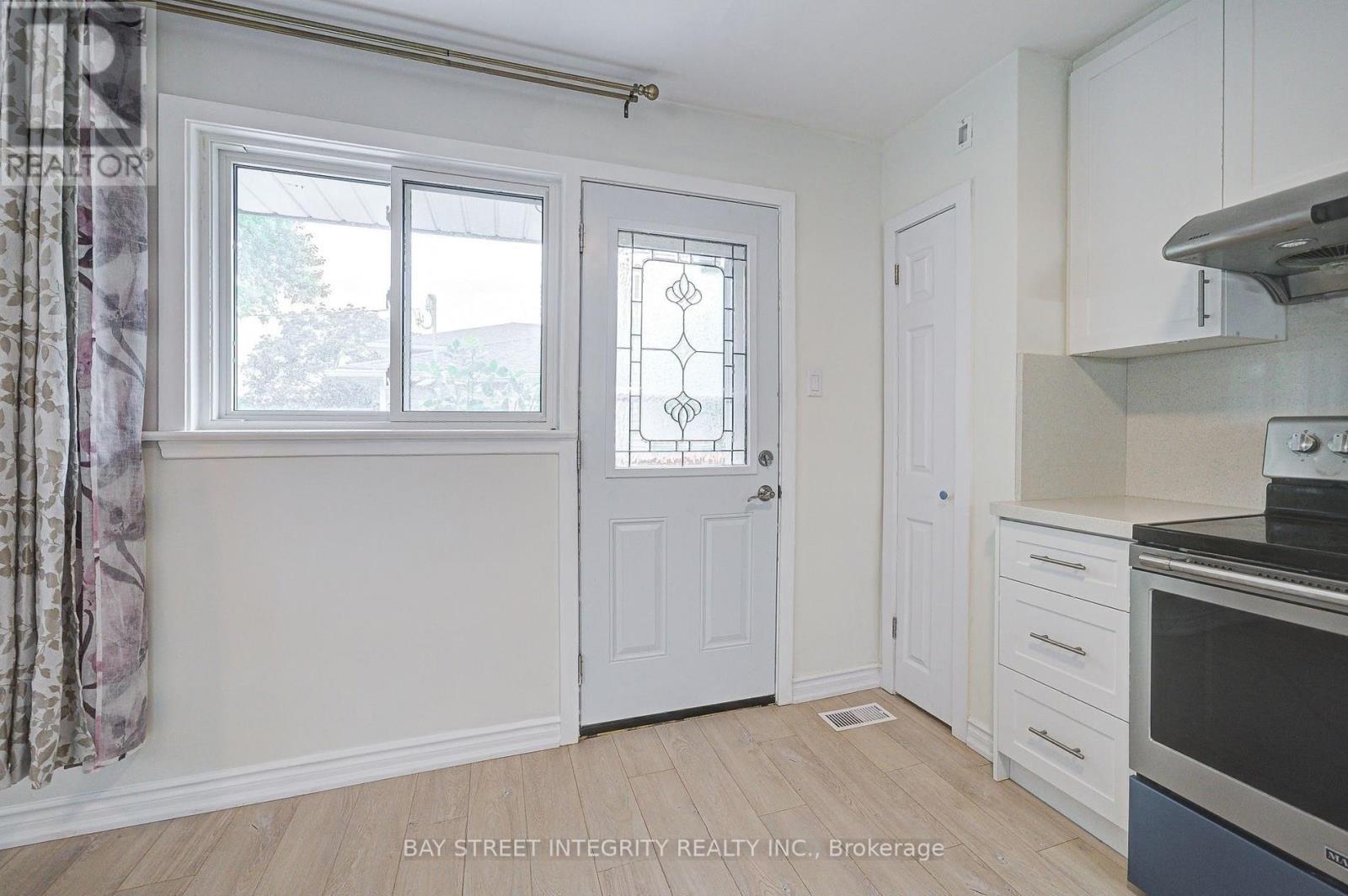 16 Arrowflight Drive, Markham, Ontario  L3P 1S1 - Photo 16 - N12713930