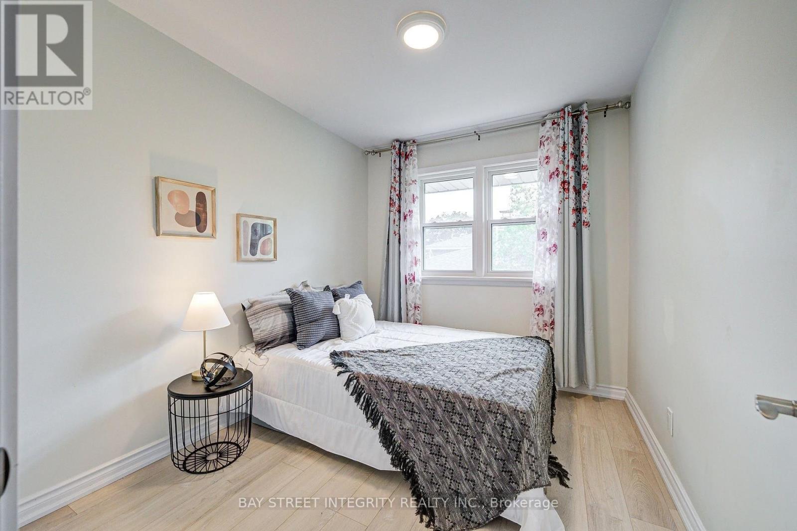 16 Arrowflight Drive, Markham, Ontario  L3P 1S1 - Photo 24 - N12713930