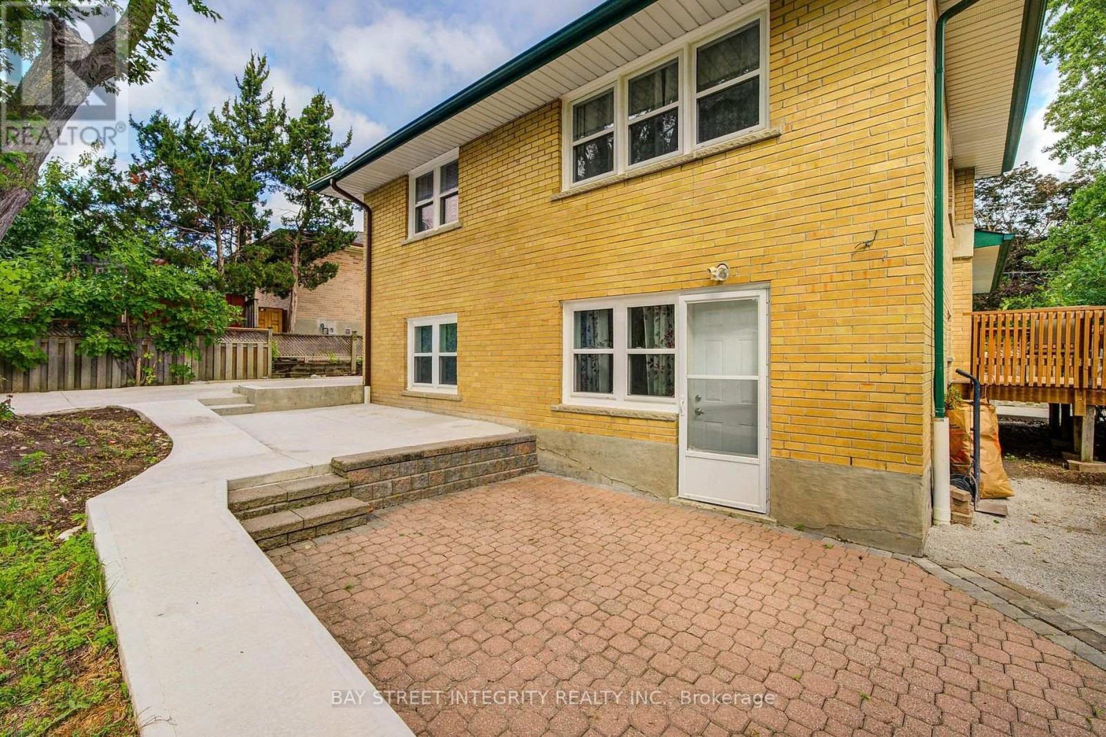 16 Arrowflight Drive, Markham, Ontario  L3P 1S1 - Photo 46 - N12713930