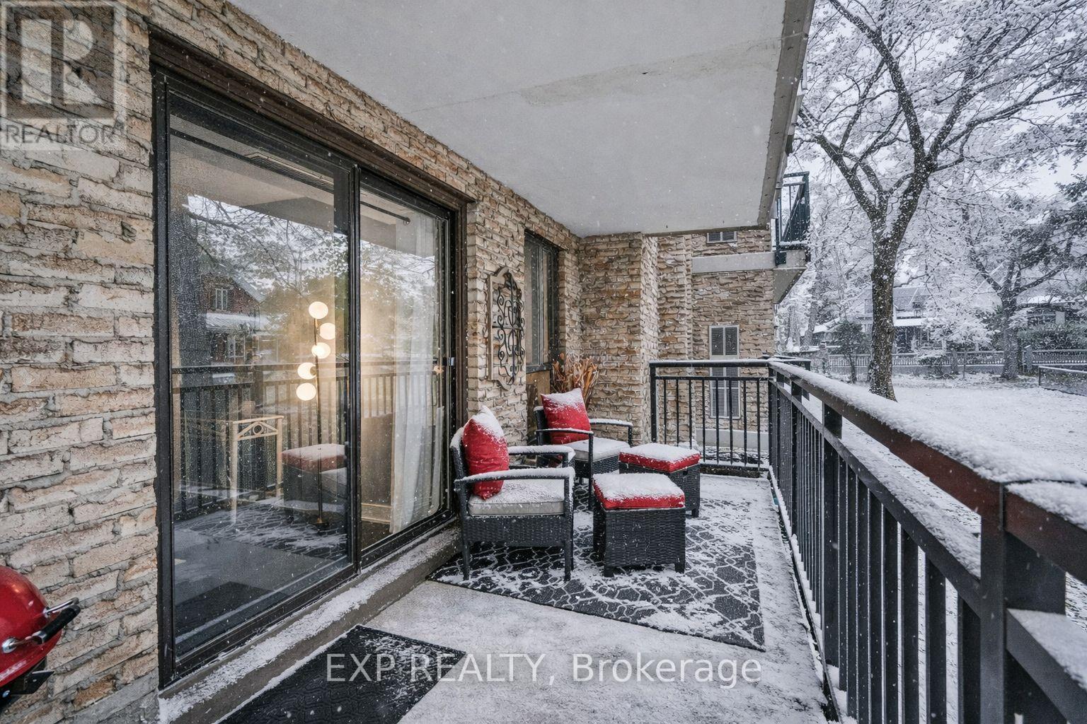 203 - 15390 Yonge Street, Aurora, Ontario  L4G 1N8 - Photo 38 - N12466950