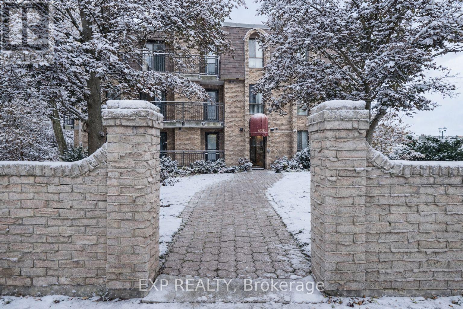 203 - 15390 Yonge Street, Aurora, Ontario  L4G 1N8 - Photo 3 - N12466950