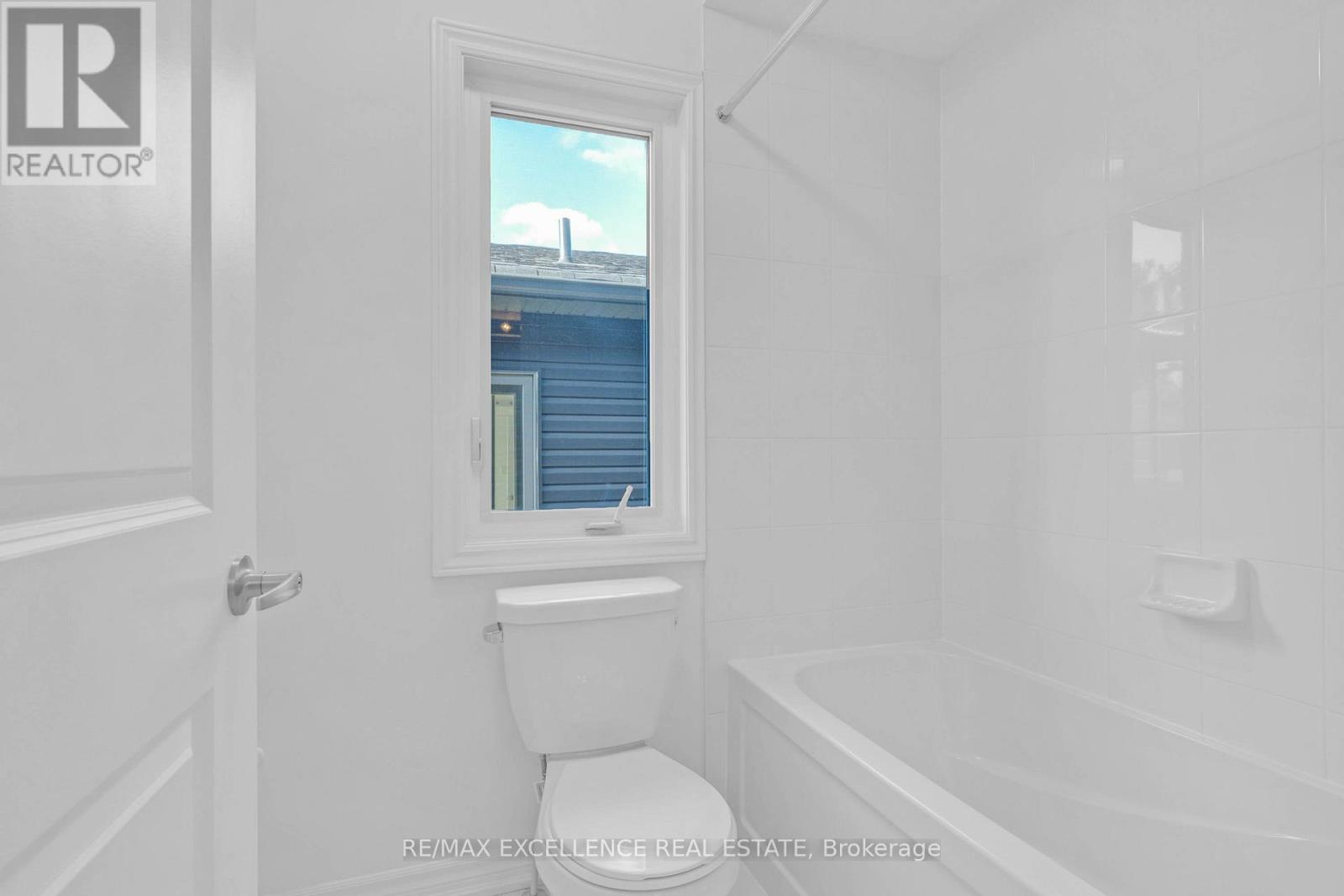 91 Berkely Street, Wasaga Beach, Ontario  L9Z 2N6 - Photo 28 - S12713936