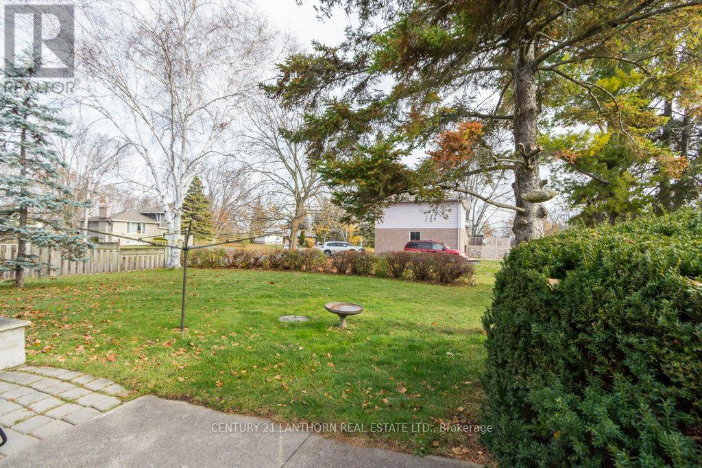 44 Burns Avenue, Quinte West, Ontario  K8R 1G2 - Photo 32 - X12557670
