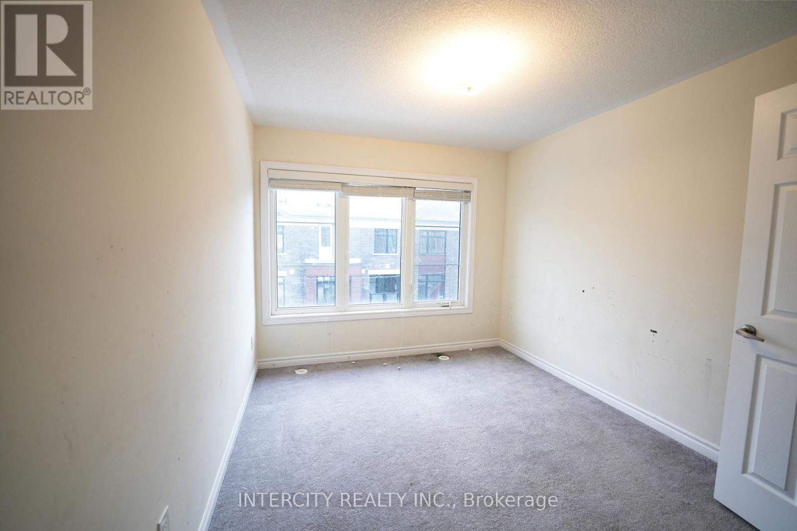 41 - 200 Veterans Drive, Brampton, Ontario  L7A 4S6 - Photo 11 - W12713882