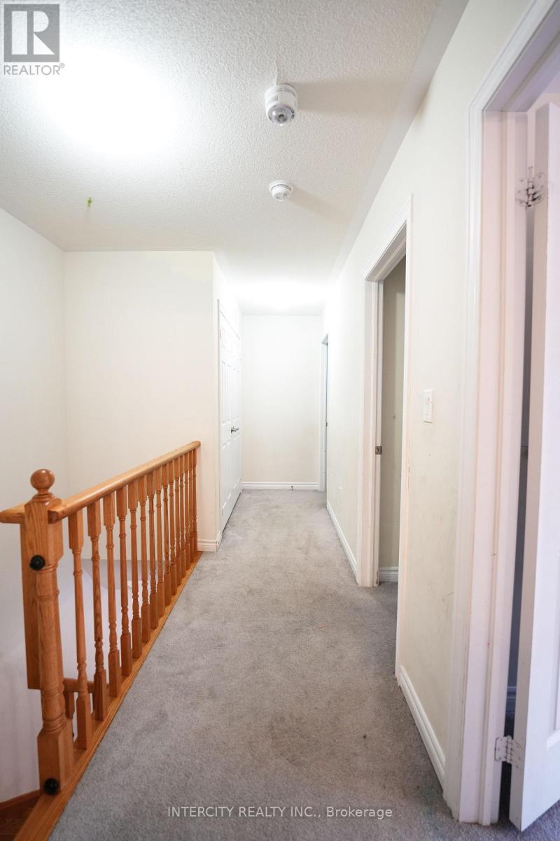 41 - 200 Veterans Drive, Brampton, Ontario  L7A 4S6 - Photo 9 - W12713882