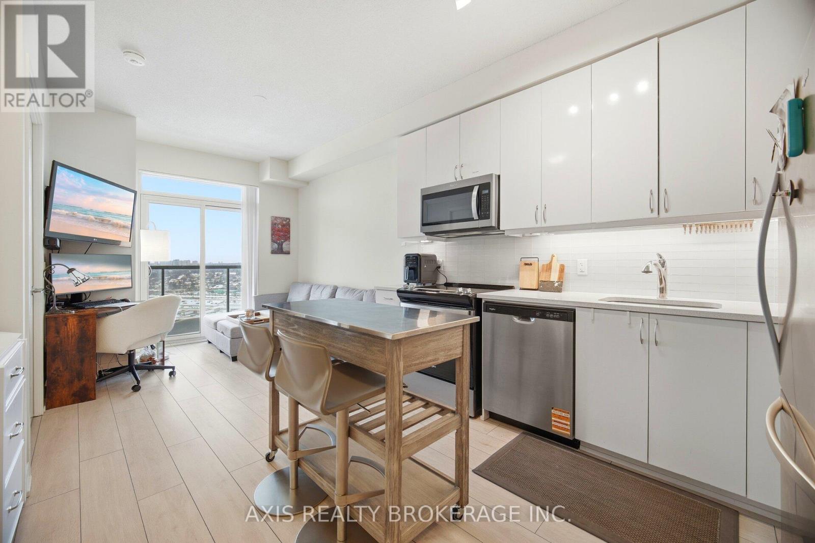 2409 - 38 Annie Craig Drive, Toronto, Ontario  M8V 0G9 - Photo 11 - W12713918