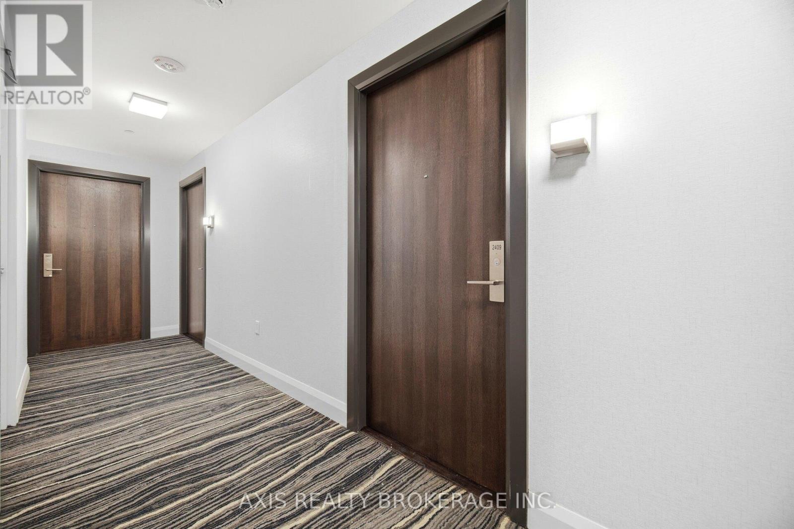 2409 - 38 Annie Craig Drive, Toronto, Ontario  M8V 0G9 - Photo 4 - W12713918