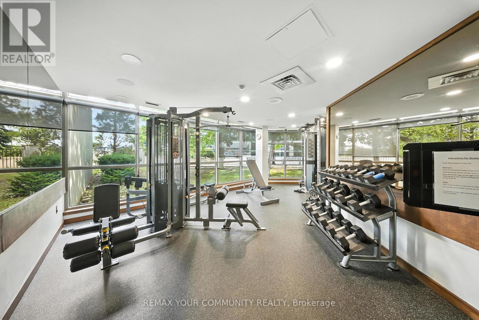 1404 - 330 Rathburn Road W, Mississauga, Ontario  L5B 3Y1 - Photo 19 - W12713938