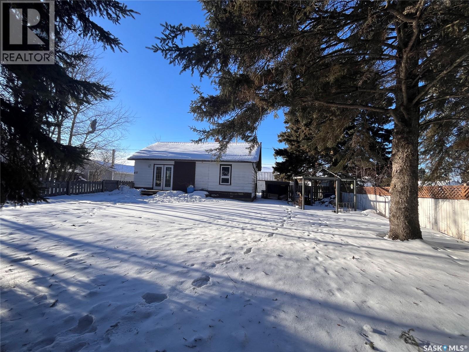 211 Eliza Avenue, White Fox, Saskatchewan  S0J 3B0 - Photo 7 - SK027019