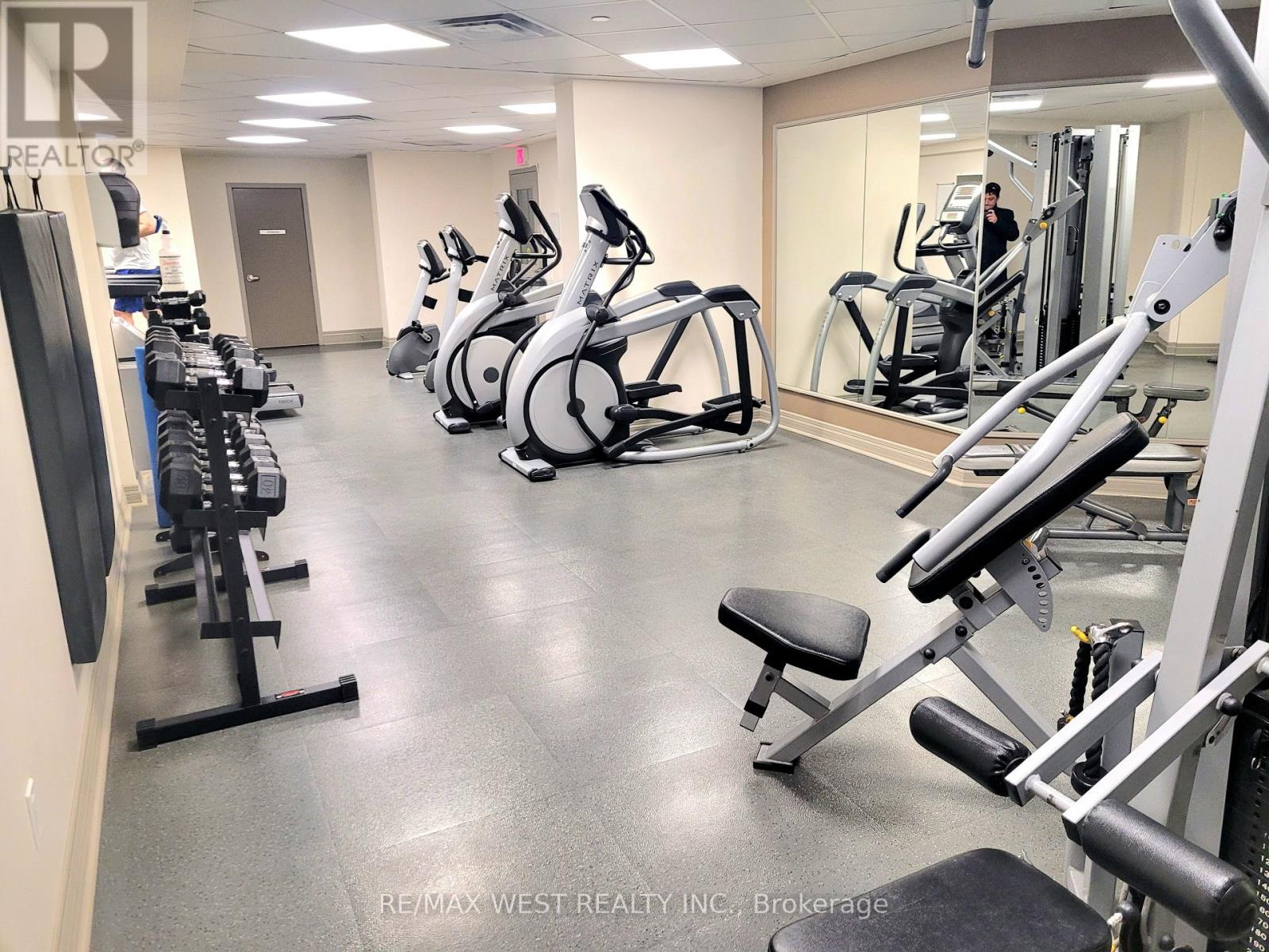 224 - 60 Heintzman Street, Toronto, Ontario  M6P 2J6 - Photo 9 - W12713946