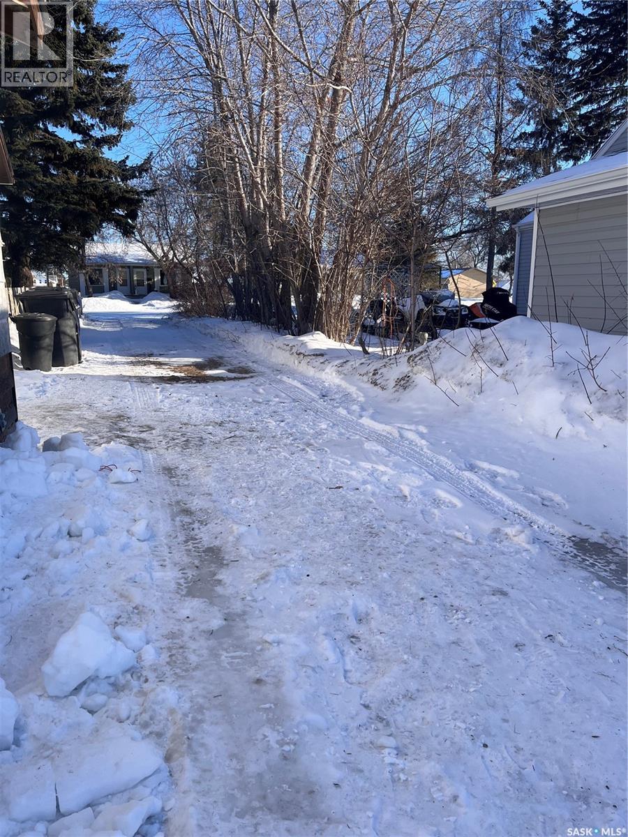 211 Eliza Avenue, White Fox, Saskatchewan  S0J 3B0 - Photo 9 - SK027019