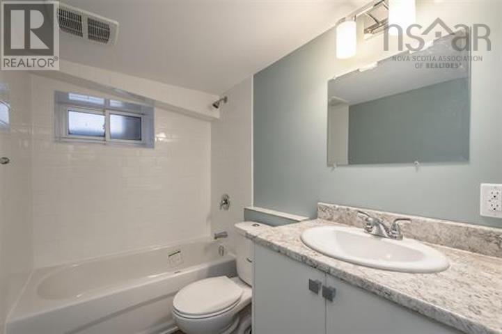 82 Sunnybrae Avenue, Halifax, Nova Scotia  B3N 2G7 - Photo 16 - 202601171