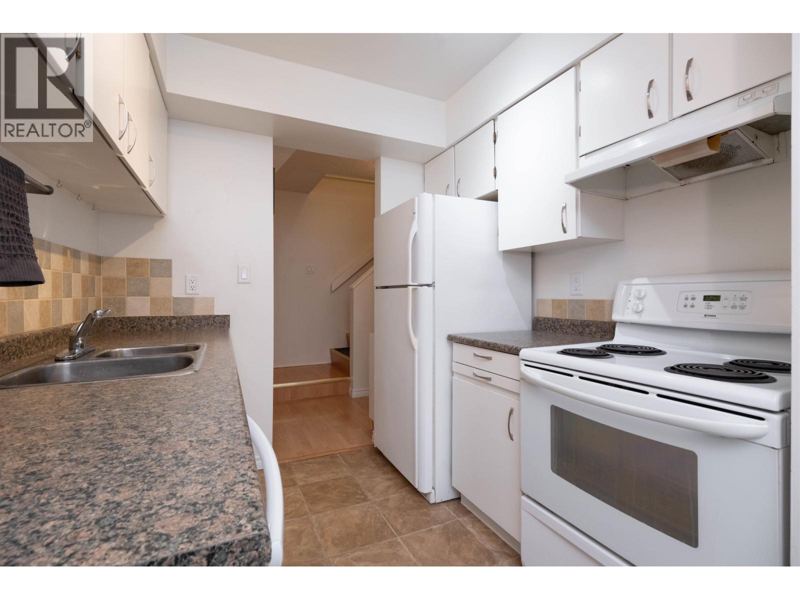 3452 Copeland Avenue, Vancouver, British Columbia  V5S 4B6 - Photo 8 - R3081298