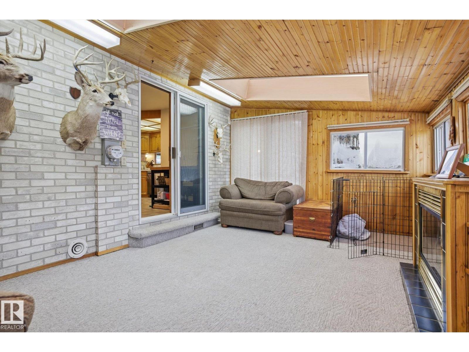 6903 12 Av Nw, Edmonton, Alberta  T6K 3J6 - Photo 15 - E4470561