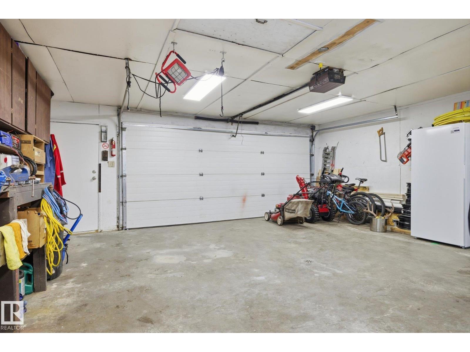 6903 12 Av Nw, Edmonton, Alberta  T6K 3J6 - Photo 39 - E4470561