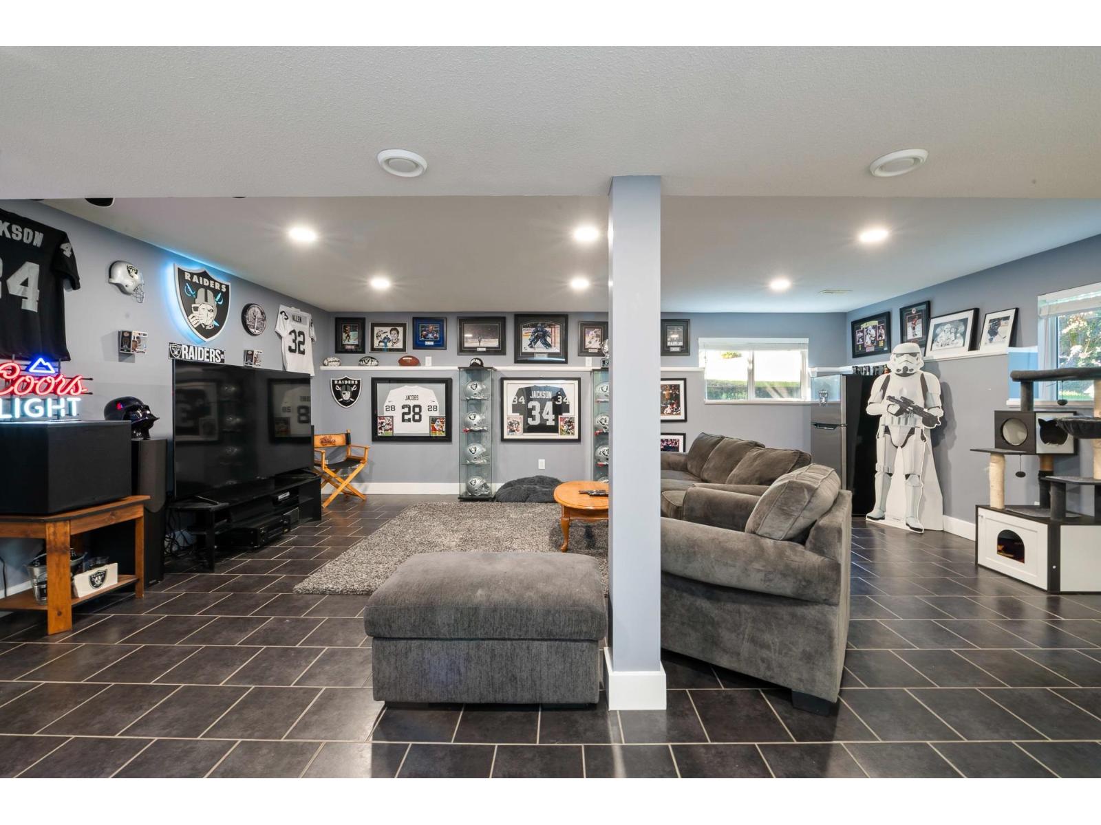 7923 Topper Drive, Mission, British Columbia  V2V 6Z2 - Photo 21 - R3080557