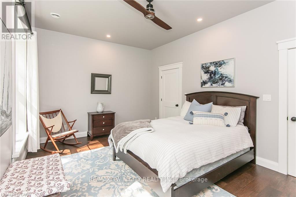 141 Ruth Anne Place W, Mapleton, Ontario  N0G 2K0 - Photo 31 - X12713892