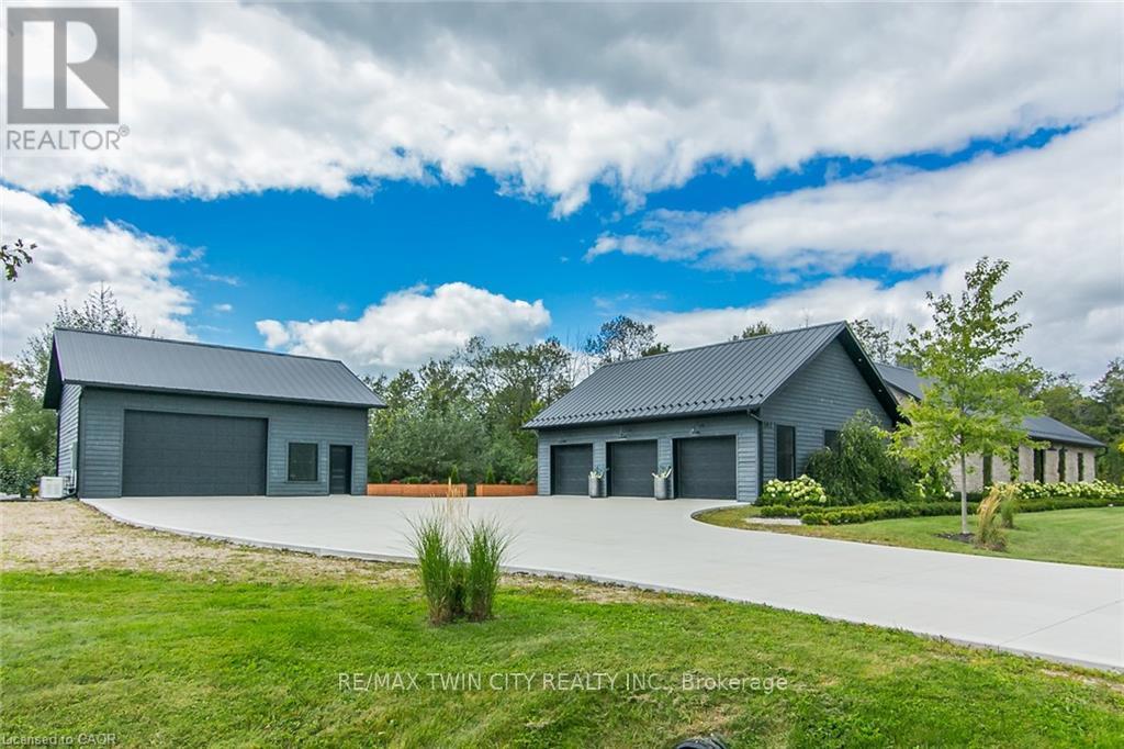 141 Ruth Anne Place W, Mapleton, Ontario  N0G 2K0 - Photo 5 - X12713892