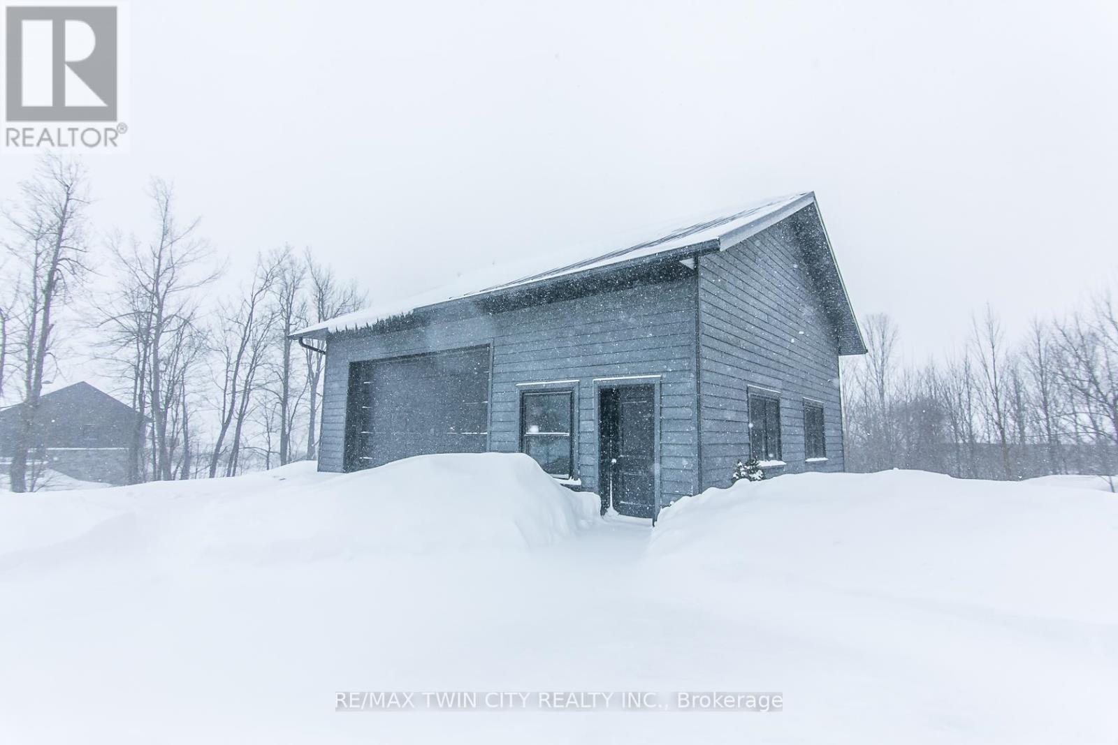 141 Ruth Anne Place W, Mapleton, Ontario  N0G 2K0 - Photo 6 - X12713892