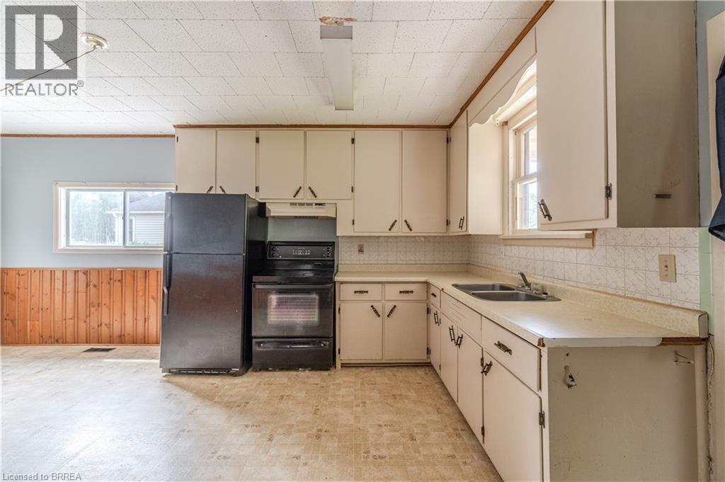 978 Norfolk Street N, Simcoe, Ontario  N3Y 3R8 - Photo 3 - 40799828