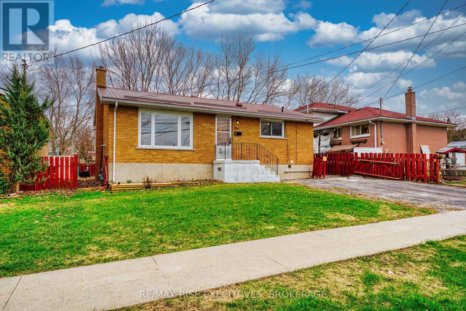 2 - 134 WELLER AVENUE, kingston (rideau), Ontario