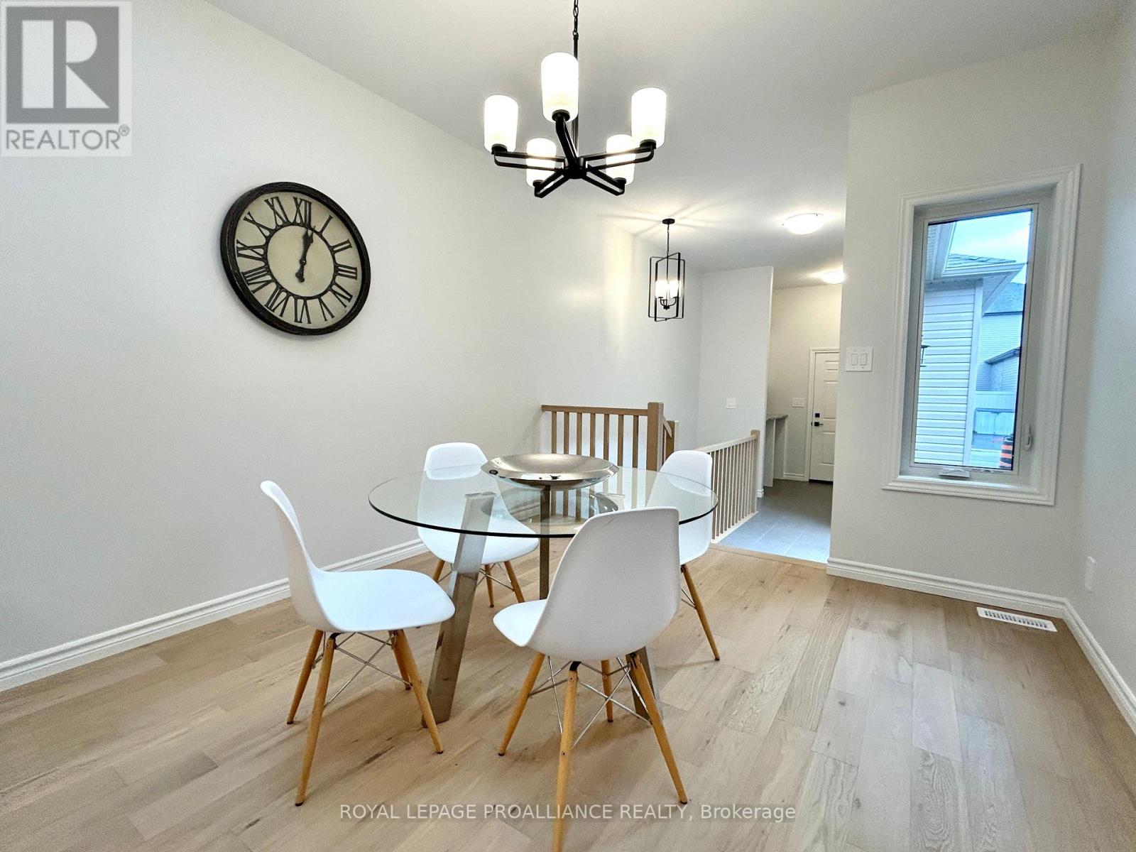 33 Athabaska Drive, Belleville, Ontario  K8N 0T1 - Photo 14 - X12714070