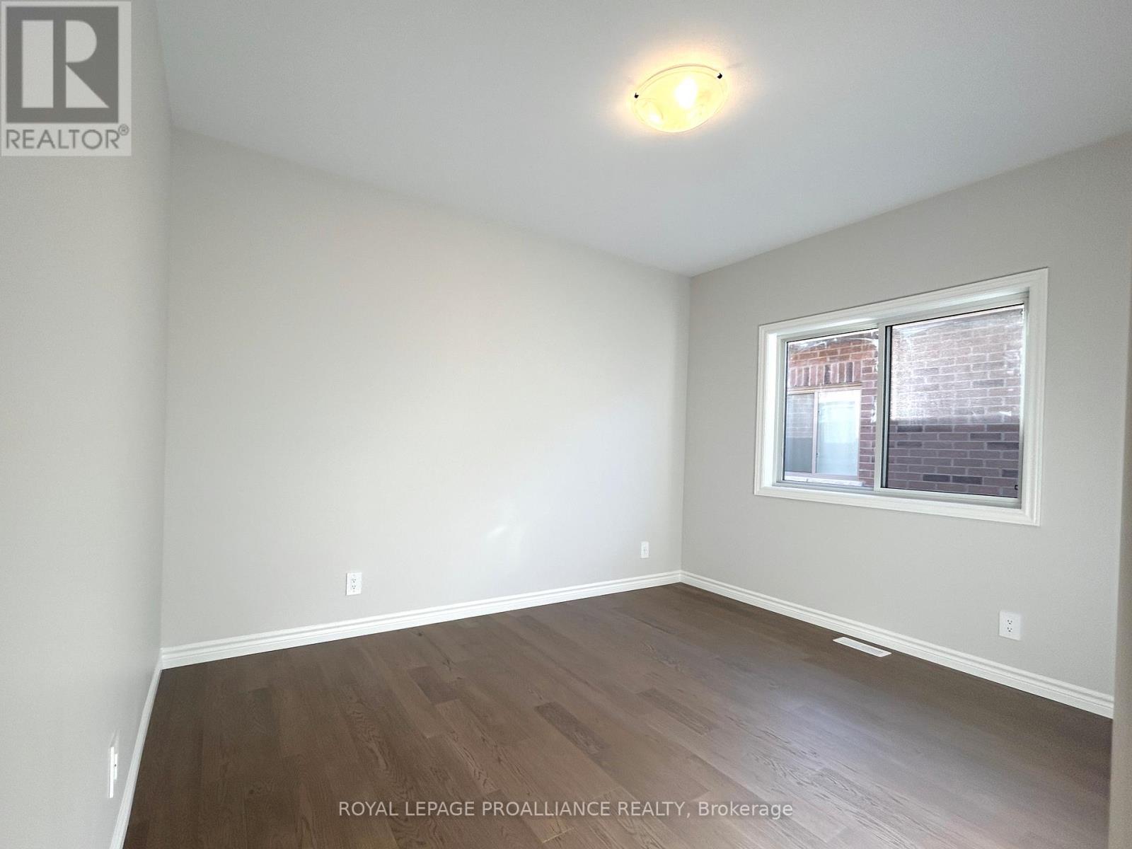 130 Stonecrest Boulevard, Quinte West, Ontario  K8R 0B4 - Photo 16 - X12714100