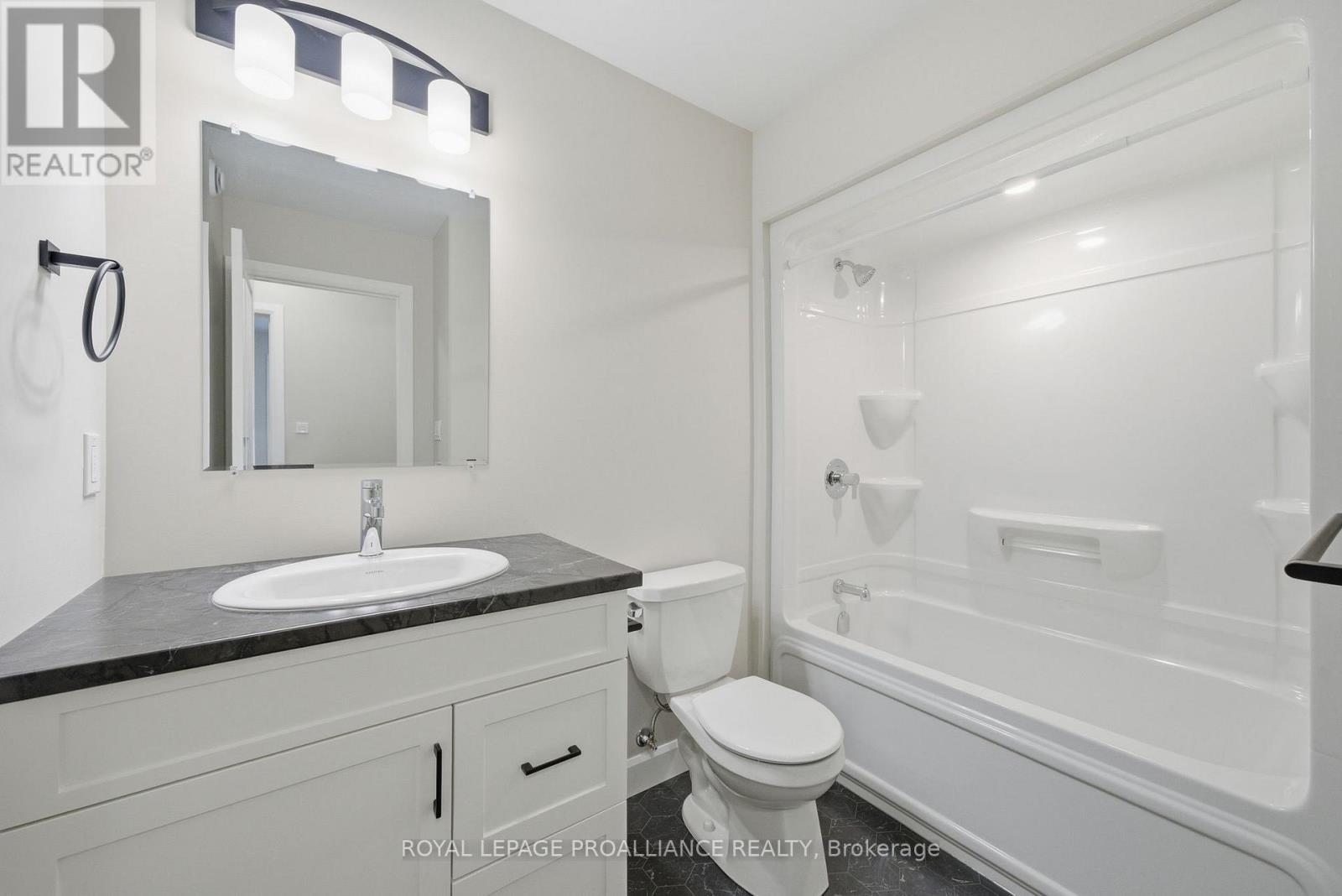 120 Hastings Park Drive, Belleville, Ontario  K8P 0J4 - Photo 8 - X12714168