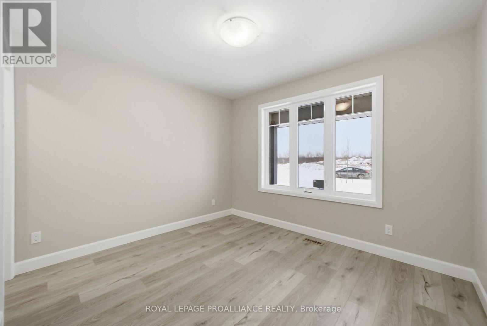 120 Hastings Park Drive, Belleville, Ontario  K8P 0J4 - Photo 9 - X12714168