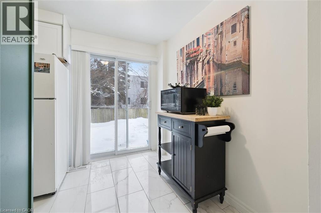 11 Ingleside Drive, Kitchener, Ontario  N2M 2G7 - Photo 17 - 40798399