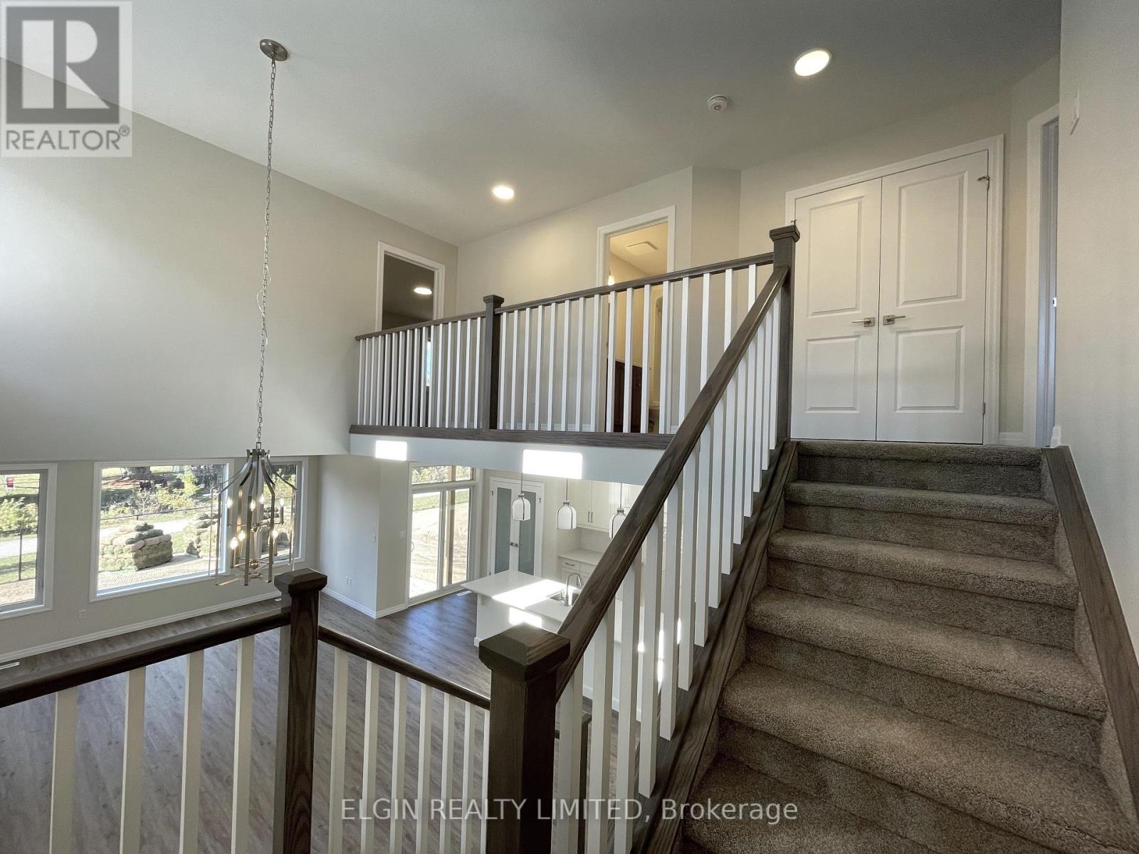 43 Lark Street, Tillsonburg, Ontario  N4G 0K8 - Photo 16 - X12714198