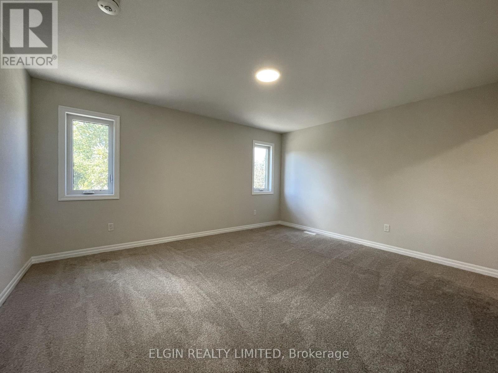 43 Lark Street, Tillsonburg, Ontario  N4G 0K8 - Photo 23 - X12714198