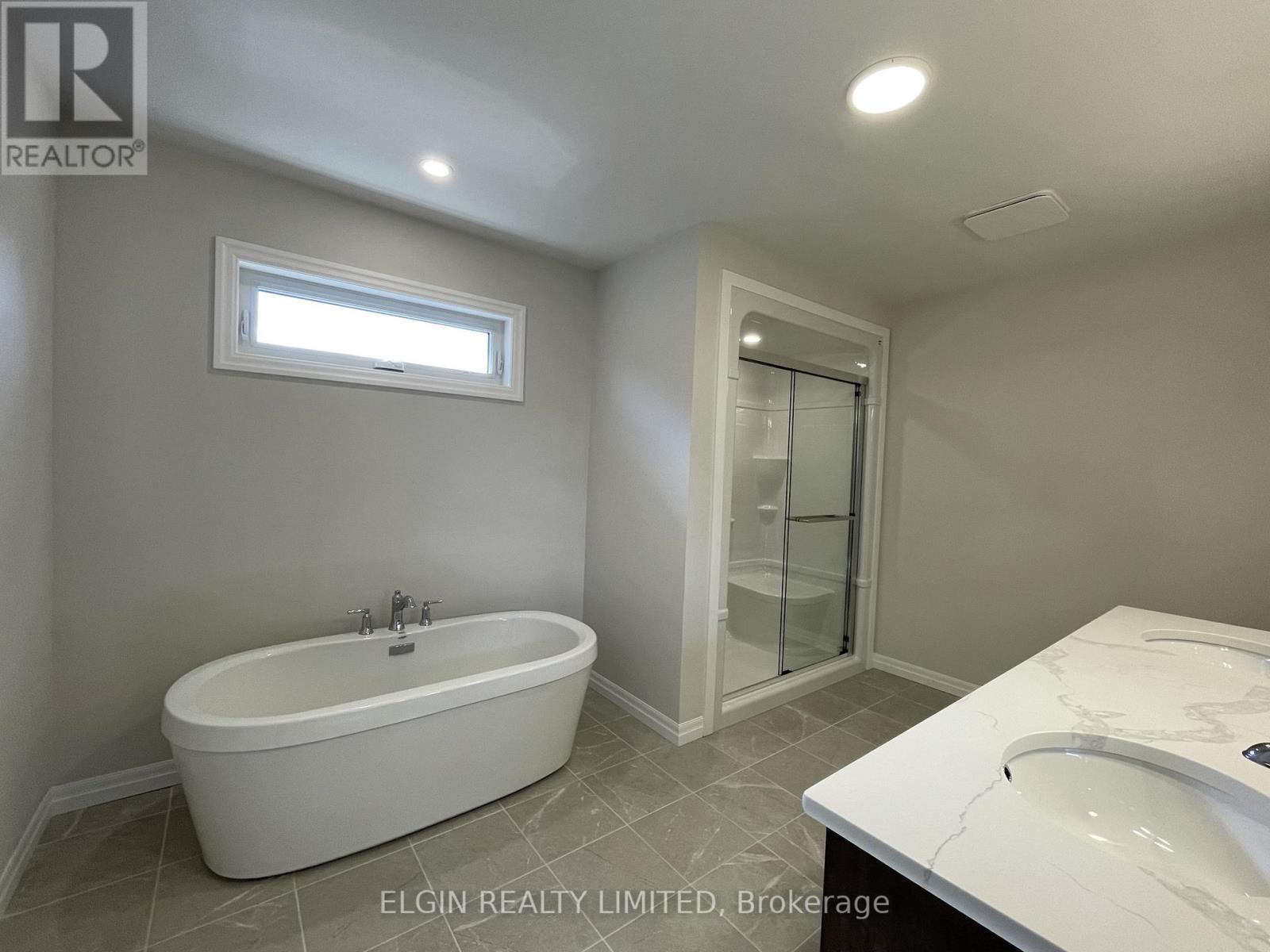 43 Lark Street, Tillsonburg, Ontario  N4G 0K8 - Photo 24 - X12714198