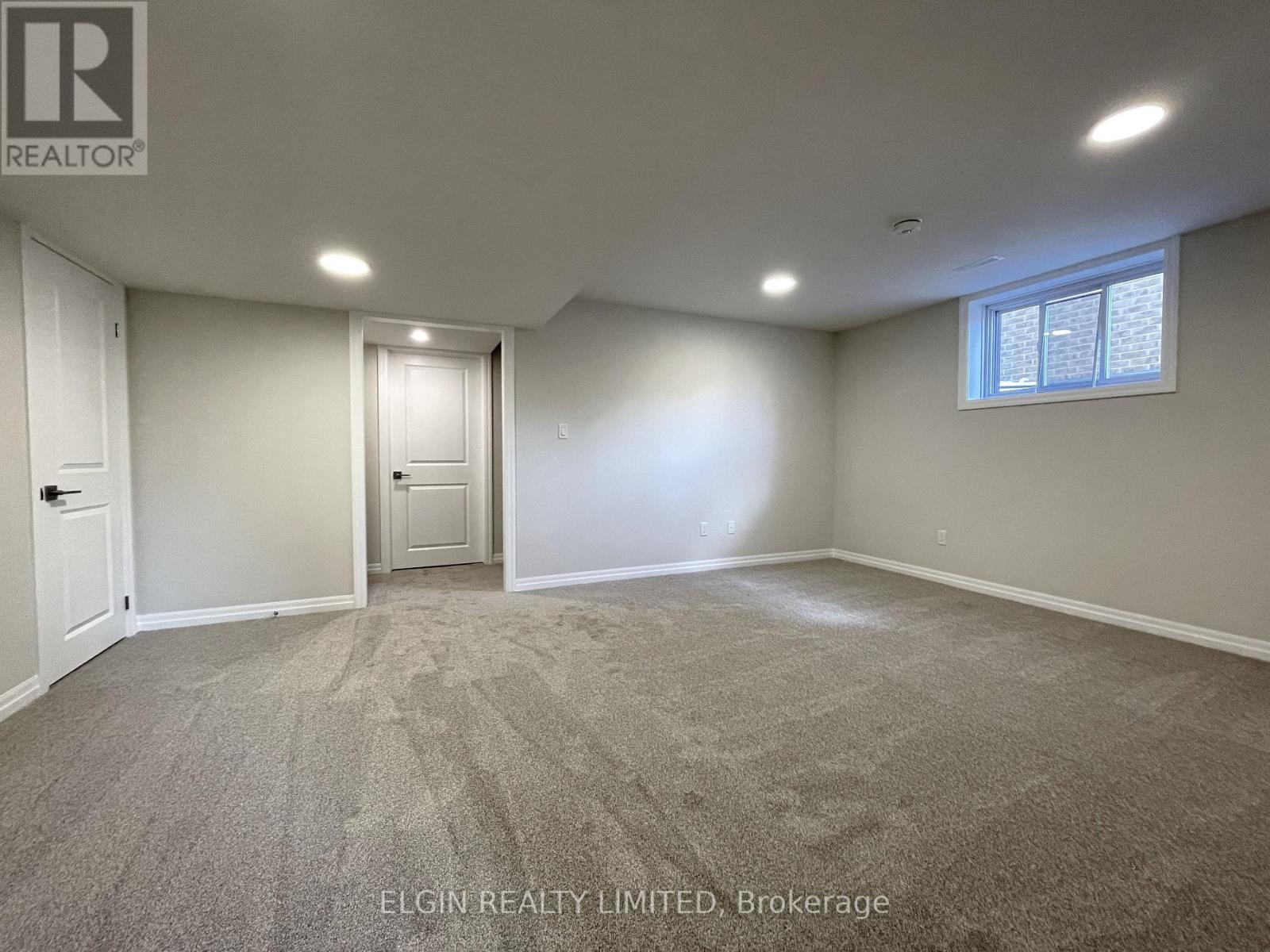 43 Lark Street, Tillsonburg, Ontario  N4G 0K8 - Photo 28 - X12714198