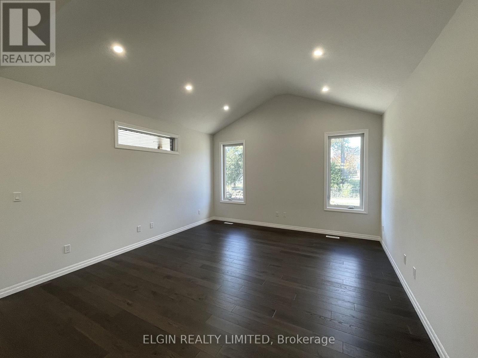 45 Lark Street, Tillsonburg, Ontario  N4G 0K8 - Photo 15 - X12714202