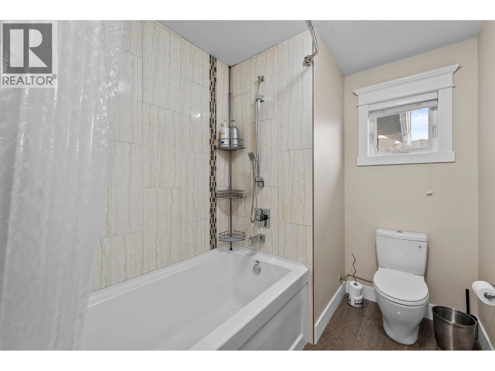 1430 Kechika Court, Kamloops, British Columbia  V2E 2T5 - Photo 21 - 10373372