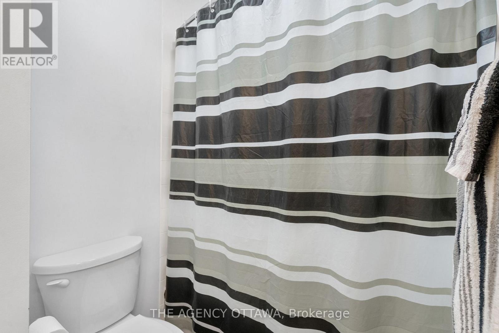 55 Springcreek Crescent, Ottawa, Ontario  K2M 2M2 - Photo 20 - X12714114