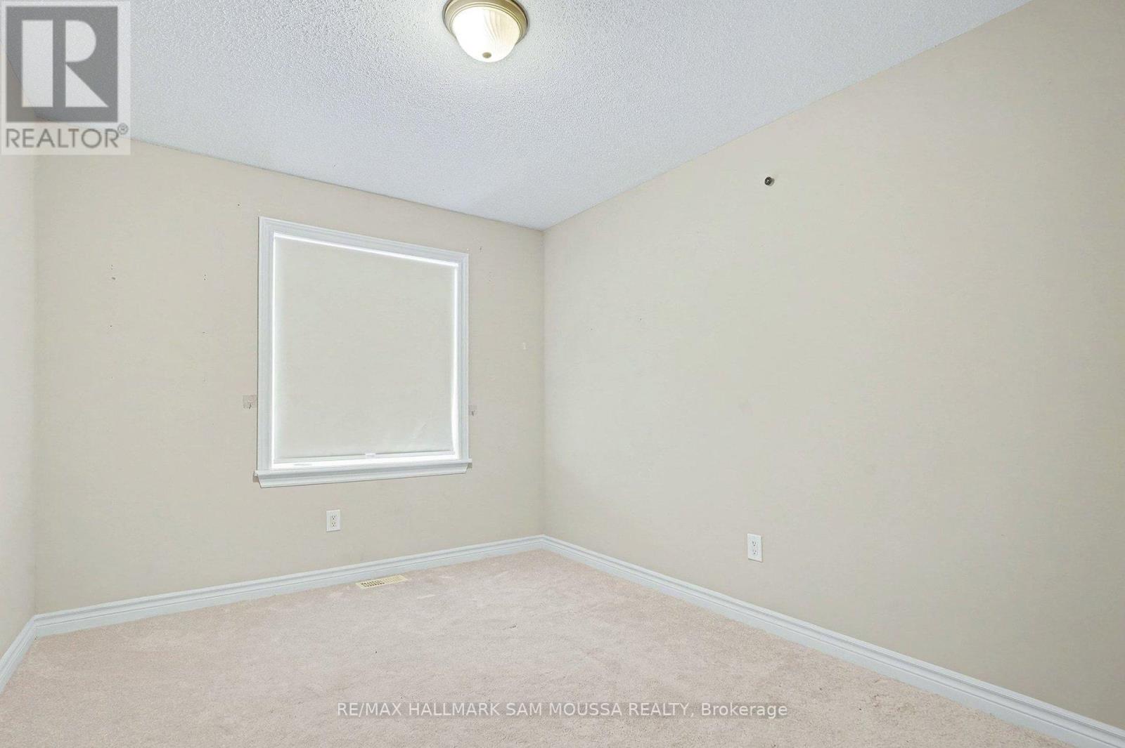 763 Bowercrest Crescent, Ottawa, Ontario  K1V 2K3 - Photo 10 - X12714122