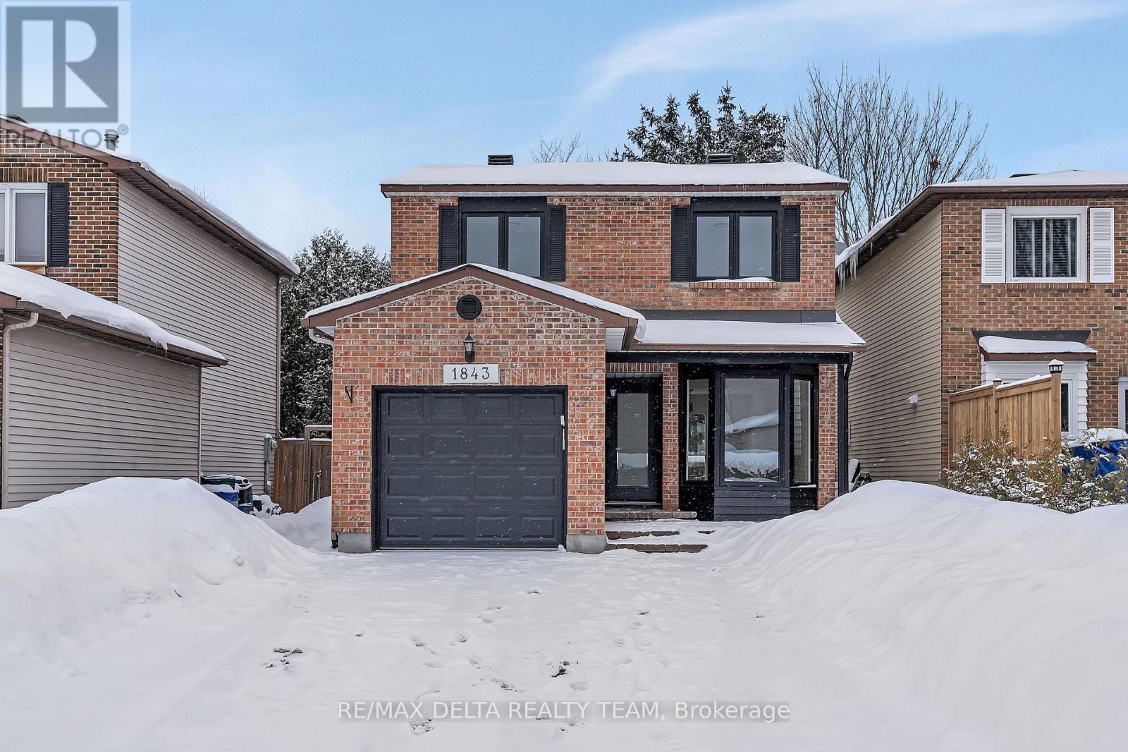 1843 Brousseau Crescent, Ottawa, Ontario  K1C 2Y5 - Photo 1 - X12714182