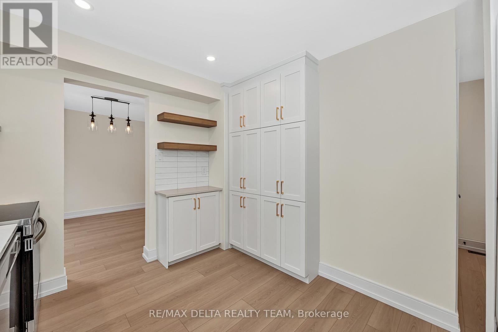 1843 Brousseau Crescent, Ottawa, Ontario  K1C 2Y5 - Photo 10 - X12714182