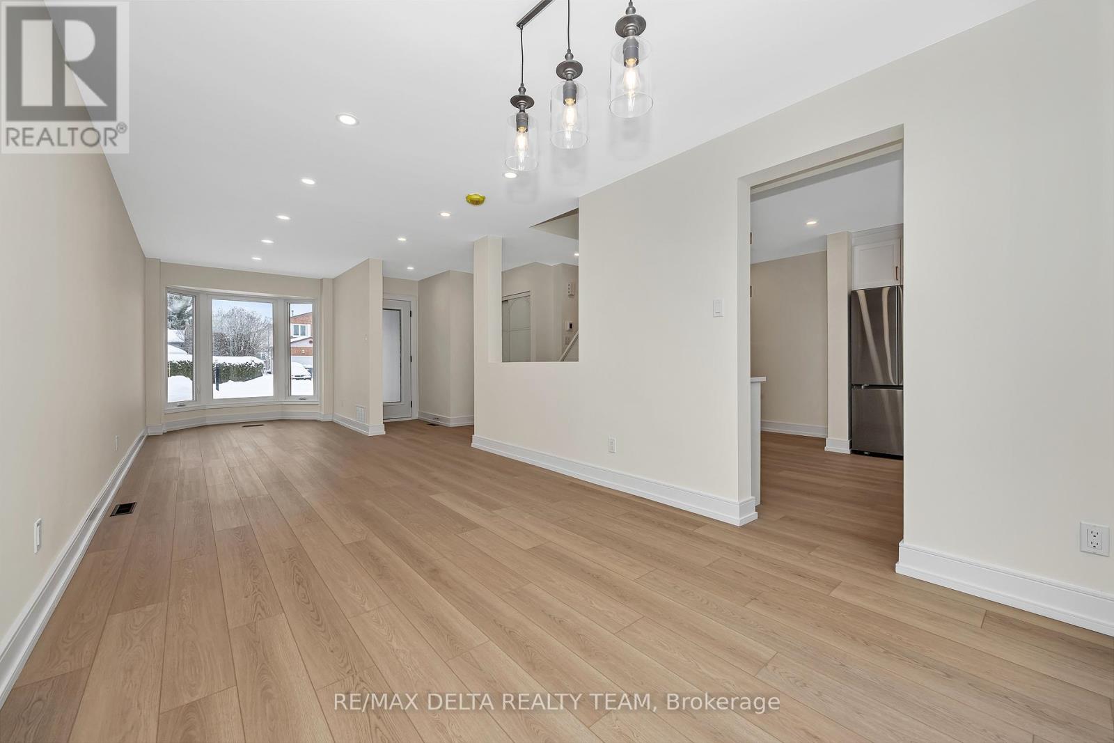 1843 Brousseau Crescent, Ottawa, Ontario  K1C 2Y5 - Photo 11 - X12714182