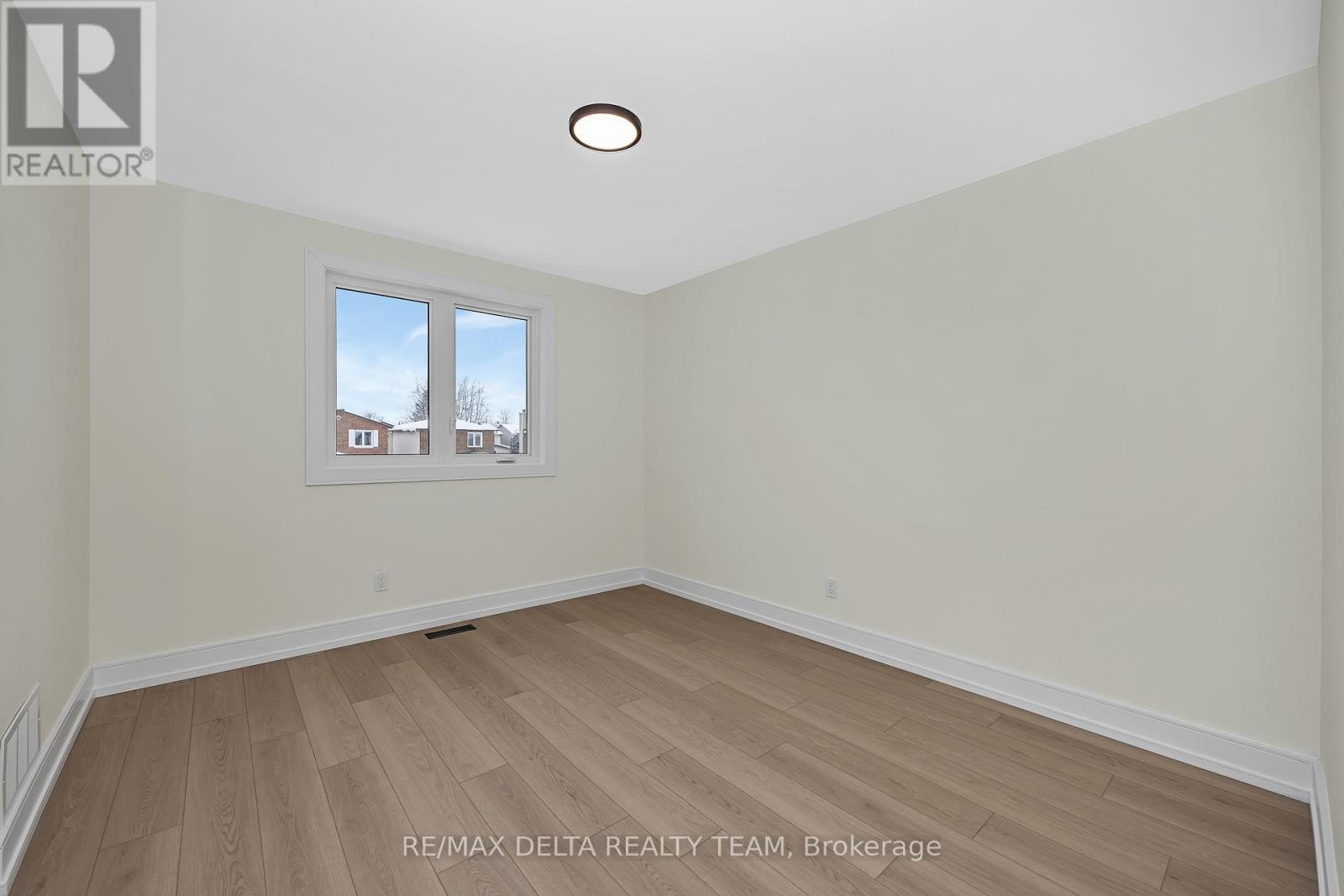 1843 Brousseau Crescent, Ottawa, Ontario  K1C 2Y5 - Photo 23 - X12714182