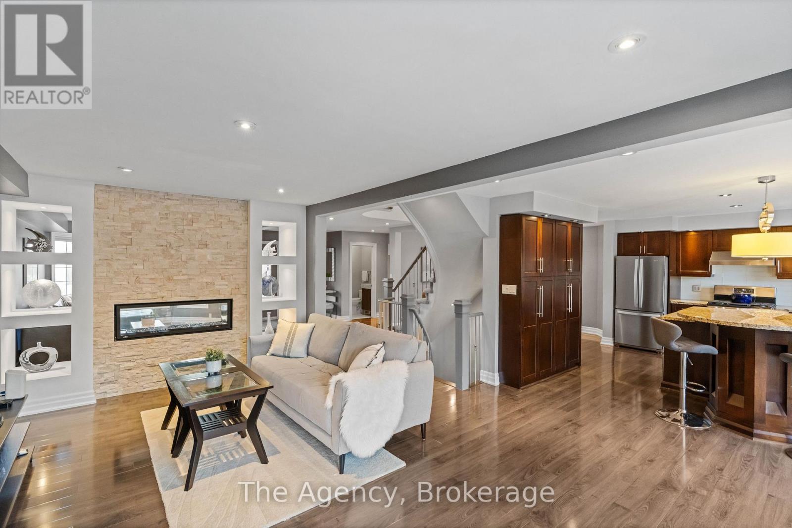 7 Higgin Court, Barrie (Edgehill Drive), Ontario  L4N 0R1 - Photo 13 - S12714032