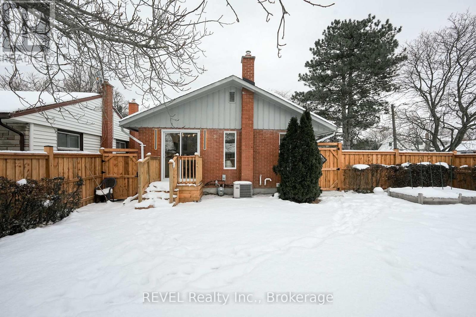 26 Cullen Drive, St. Catharines (Glendale/glenridge), Ontario  L2T 3H1 - Photo 37 - X12714024