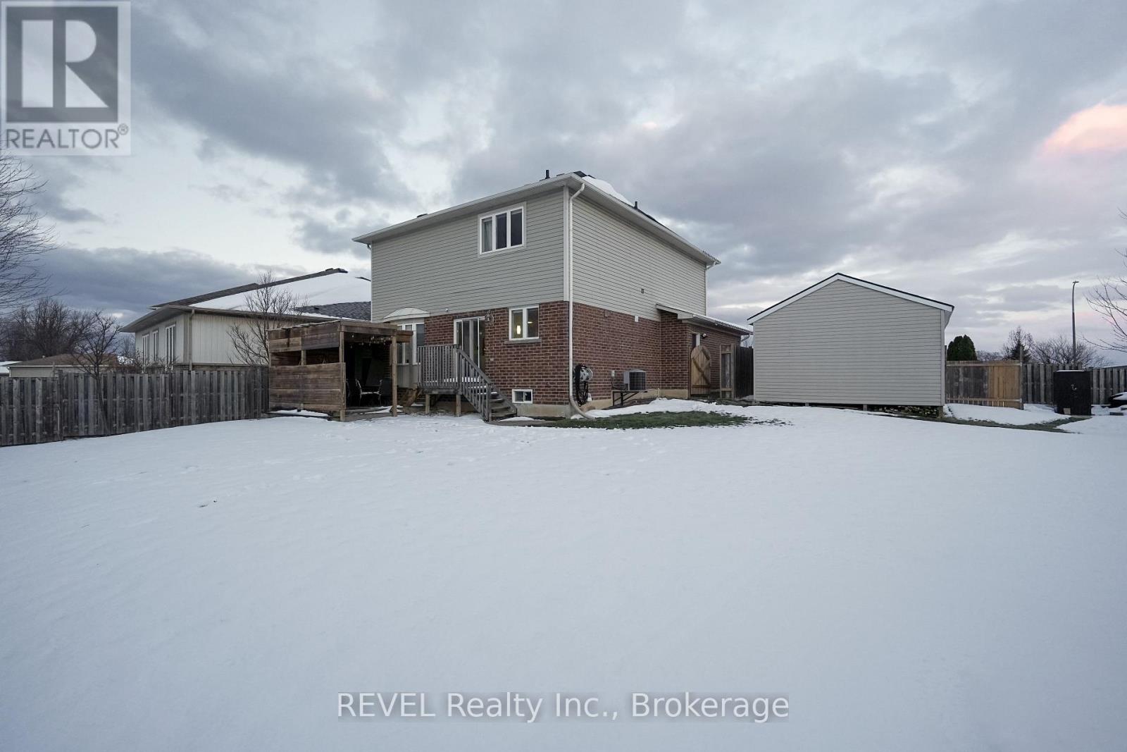 44 Sidare Court, Grimsby (Grimsby Beach), Ontario  L3M 4E8 - Photo 38 - X12714028