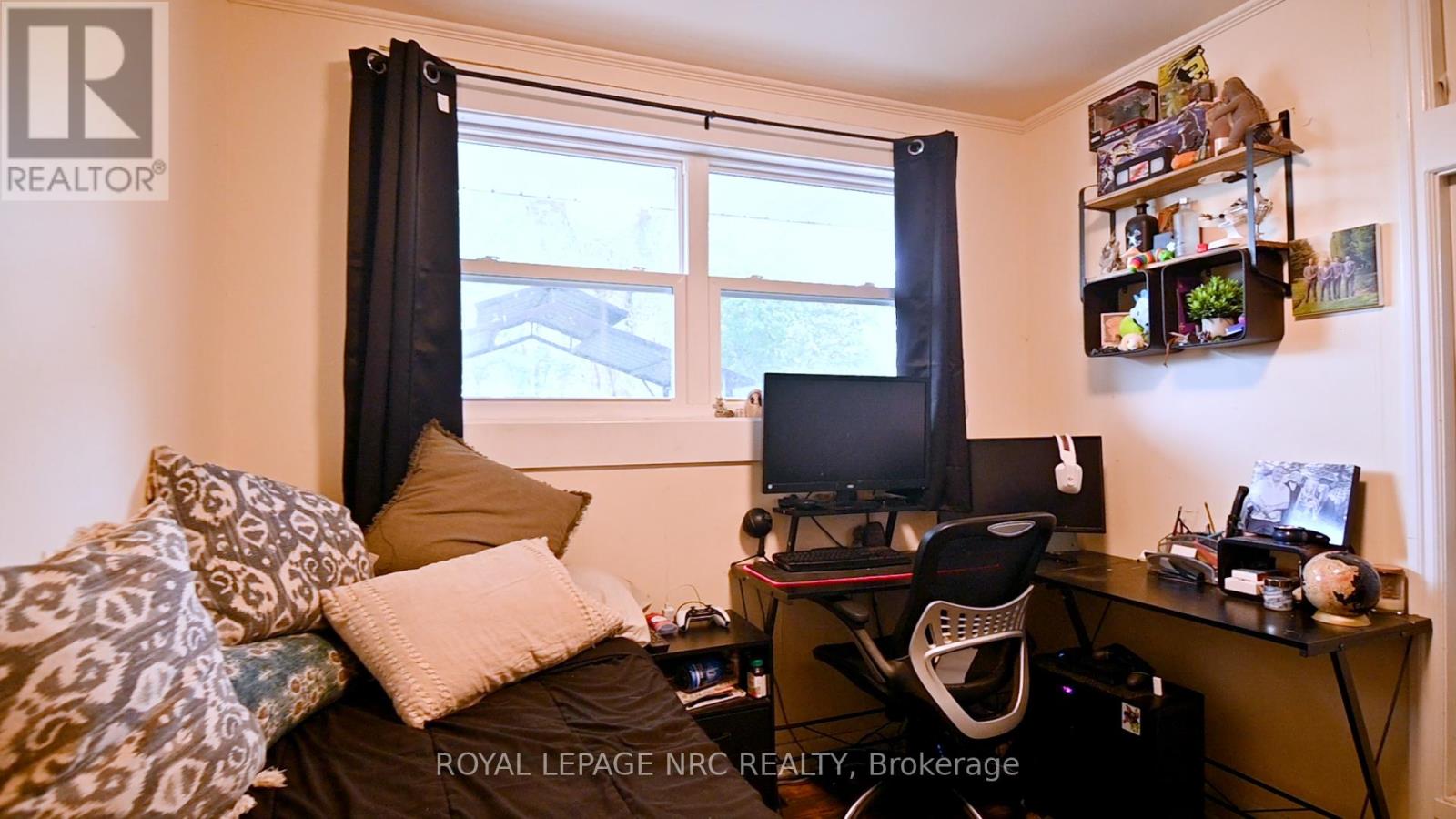 464 Gorham Road, Fort Erie (Ridgeway), Ontario  L0S 1N0 - Photo 16 - X12714042