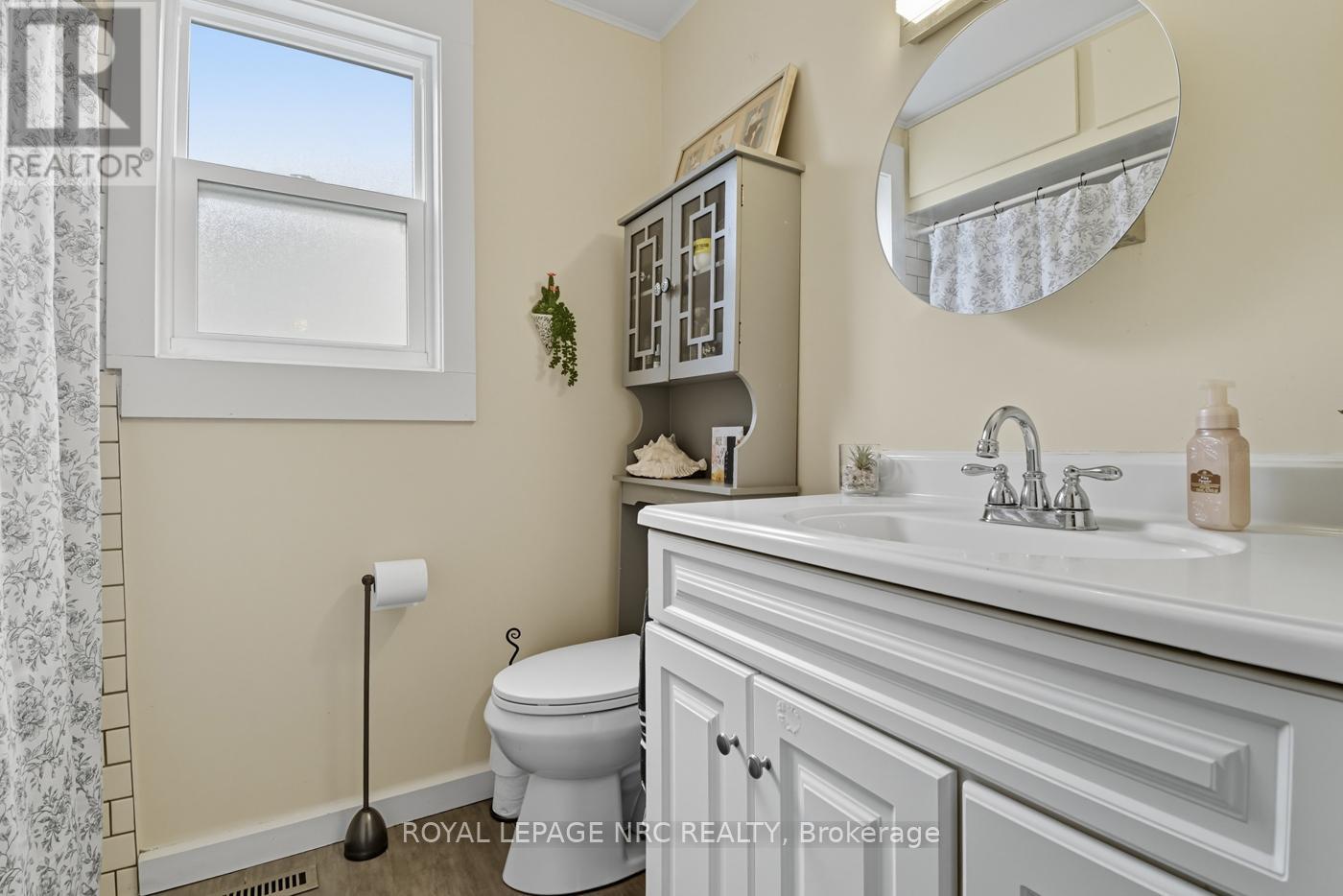 464 Gorham Road, Fort Erie (Ridgeway), Ontario  L0S 1N0 - Photo 18 - X12714042